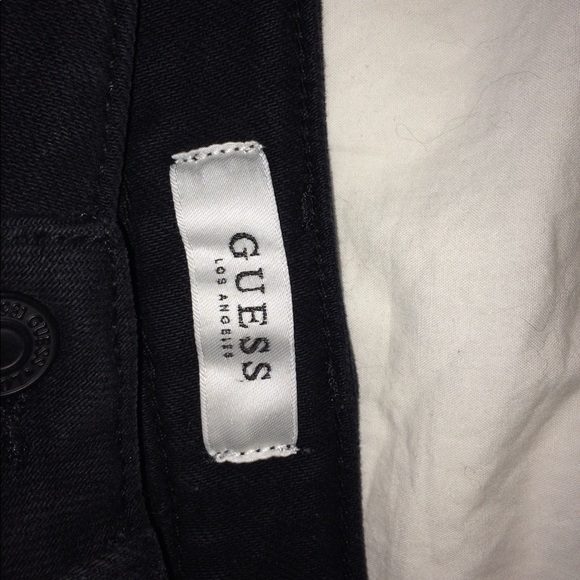 Guess shorts - Picture 3 of 3